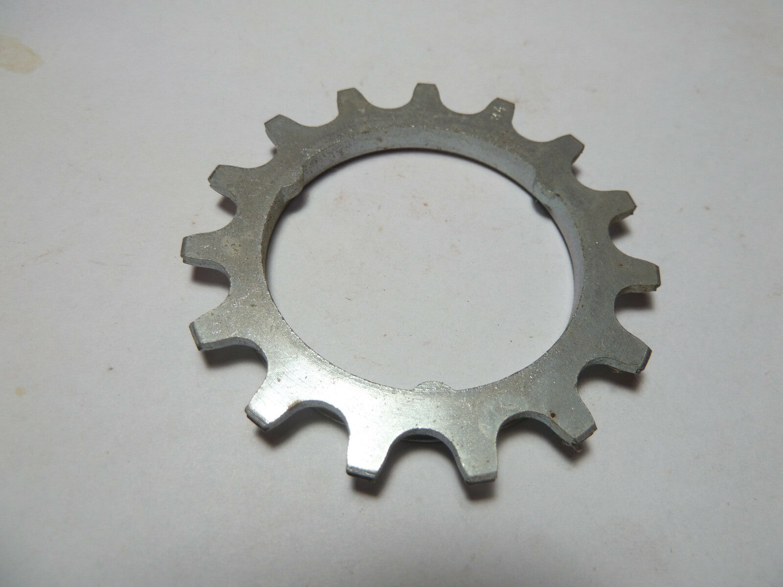 Sachs Maillard Sprocket.cogs pignon vintage 15 T Argent  silver NOS