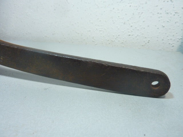 Outil ancien clé a molette coudée