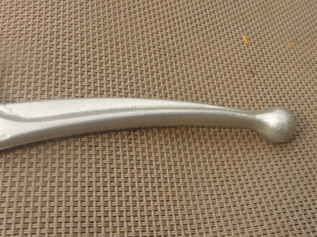 vintage neuf ancien stock poignée frein gauche  aluminium clb Tandem ?