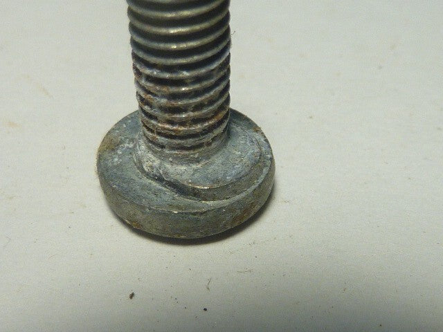 tète ronde méplat 3 vis bolt screw acier  vintage