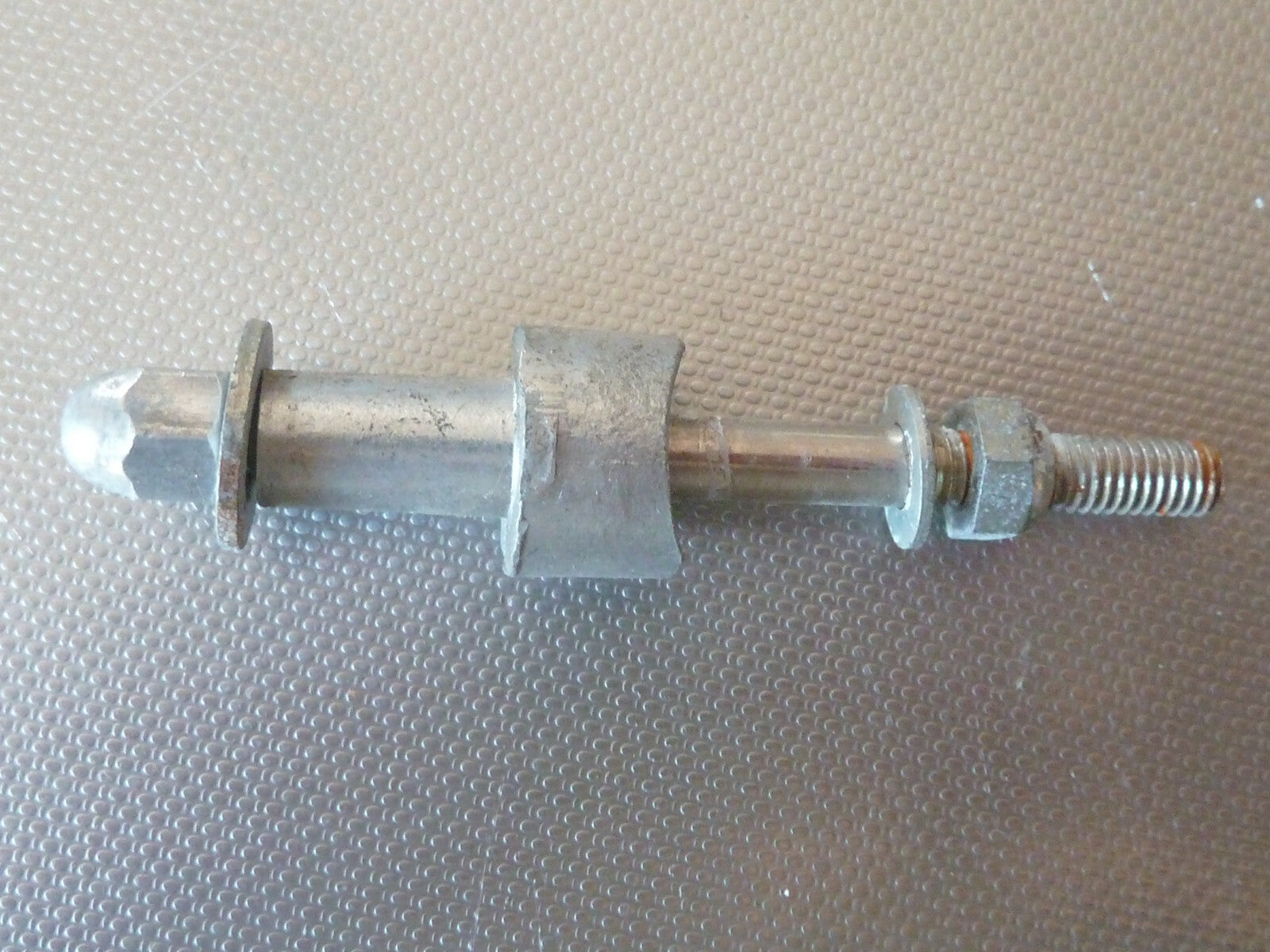 ✨ NOS ancien Axe de Frein Avant Vélo Vintage – CLB 114 📸