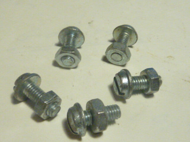 NOS NEU 5 anciennes vis carter de chaine velo cyclomoteur mobylette vintage
