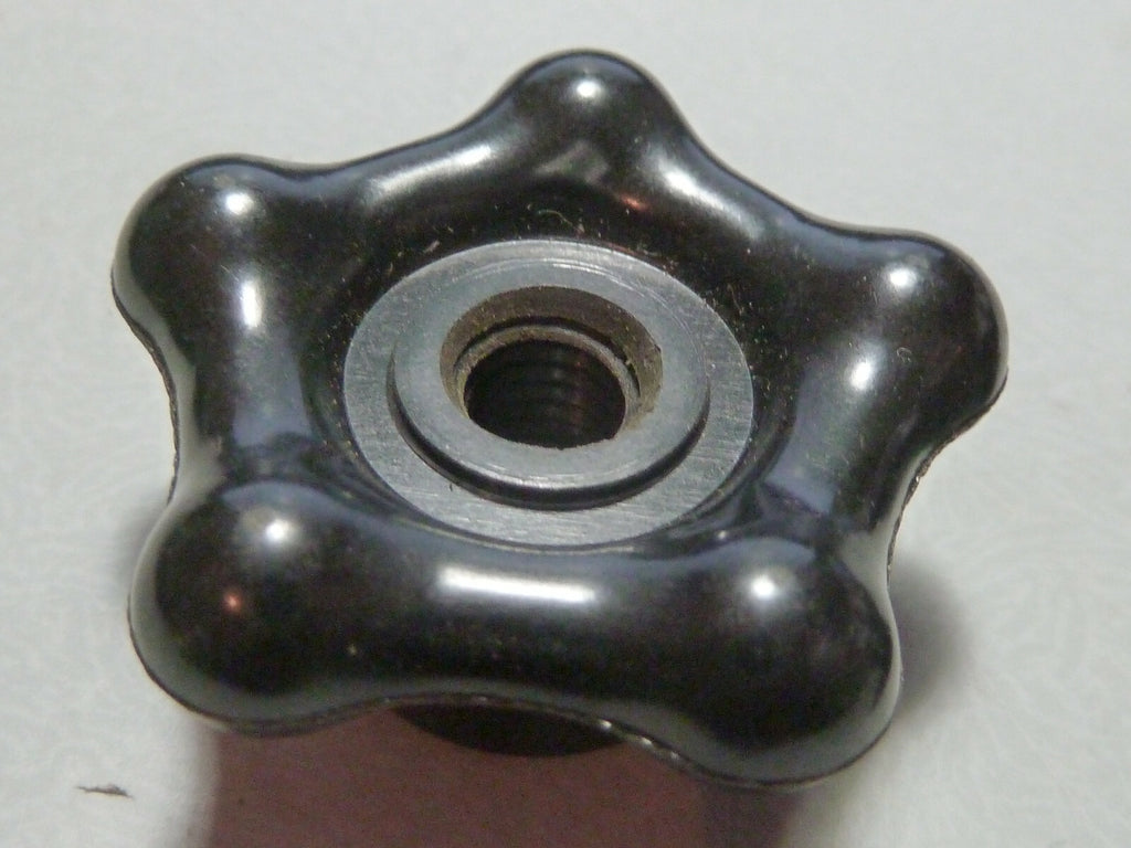 1 ancienne MOLETTE DE SERRAGE 7 mm