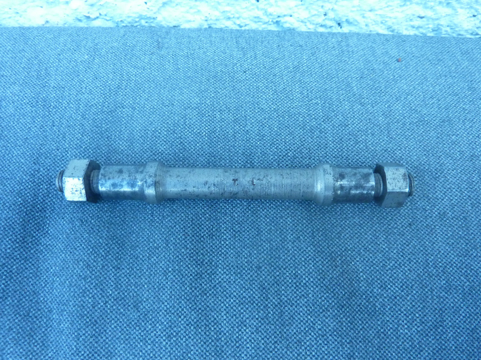 Nos axe 87 mm axe  vintage origine inconnue noté P1