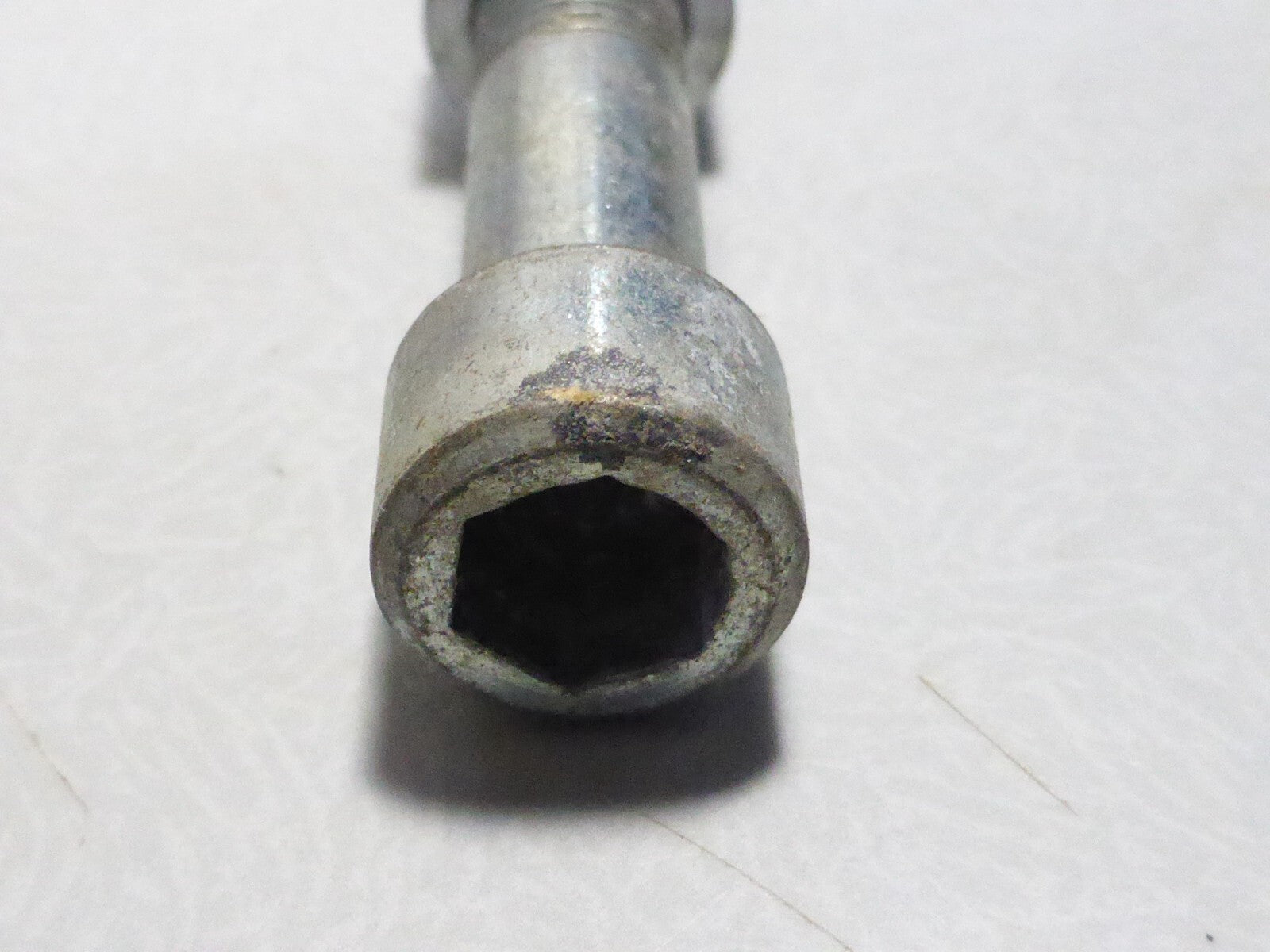 SERRAGE DE SELLE  BOULON DE FIXATION VIS ECROU ACIER  VELO VINTAGE CYCLE 8x34