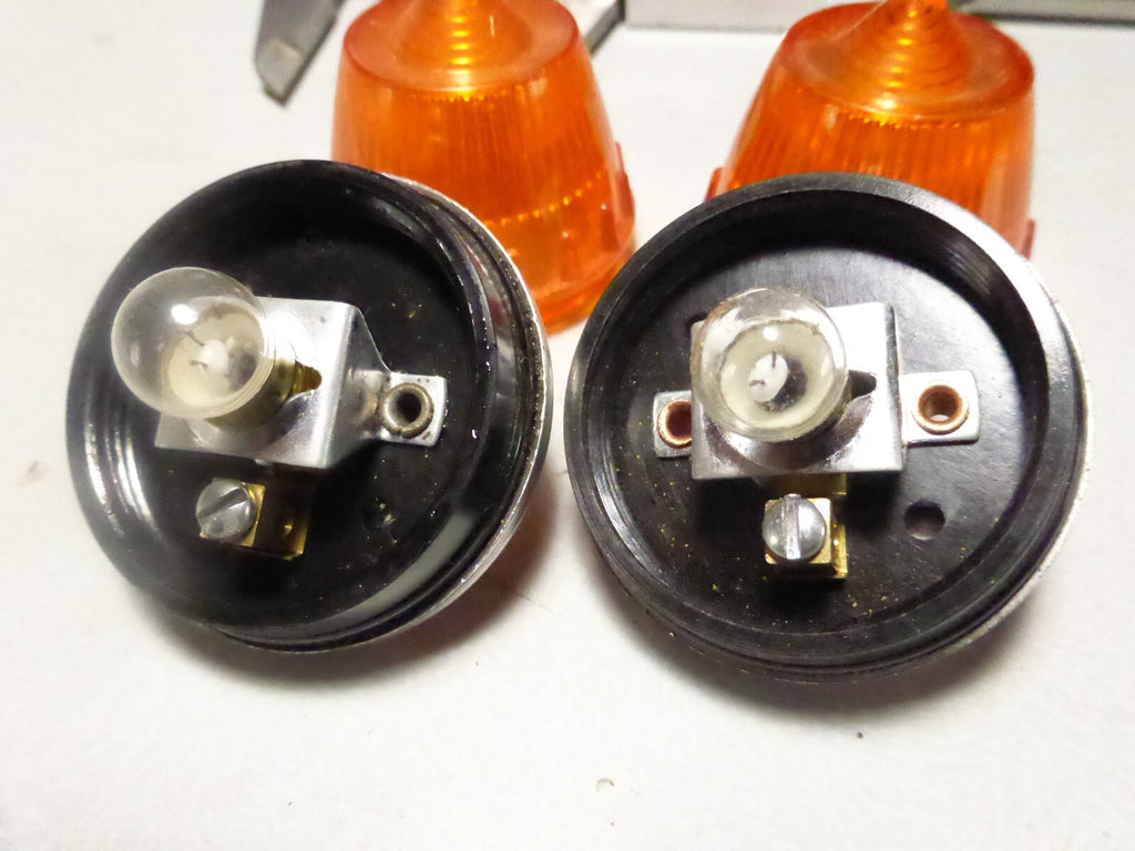 NOS 2 Feux cyclostop  MALY cyclosignal clignotant mobylette motobecane peugeot