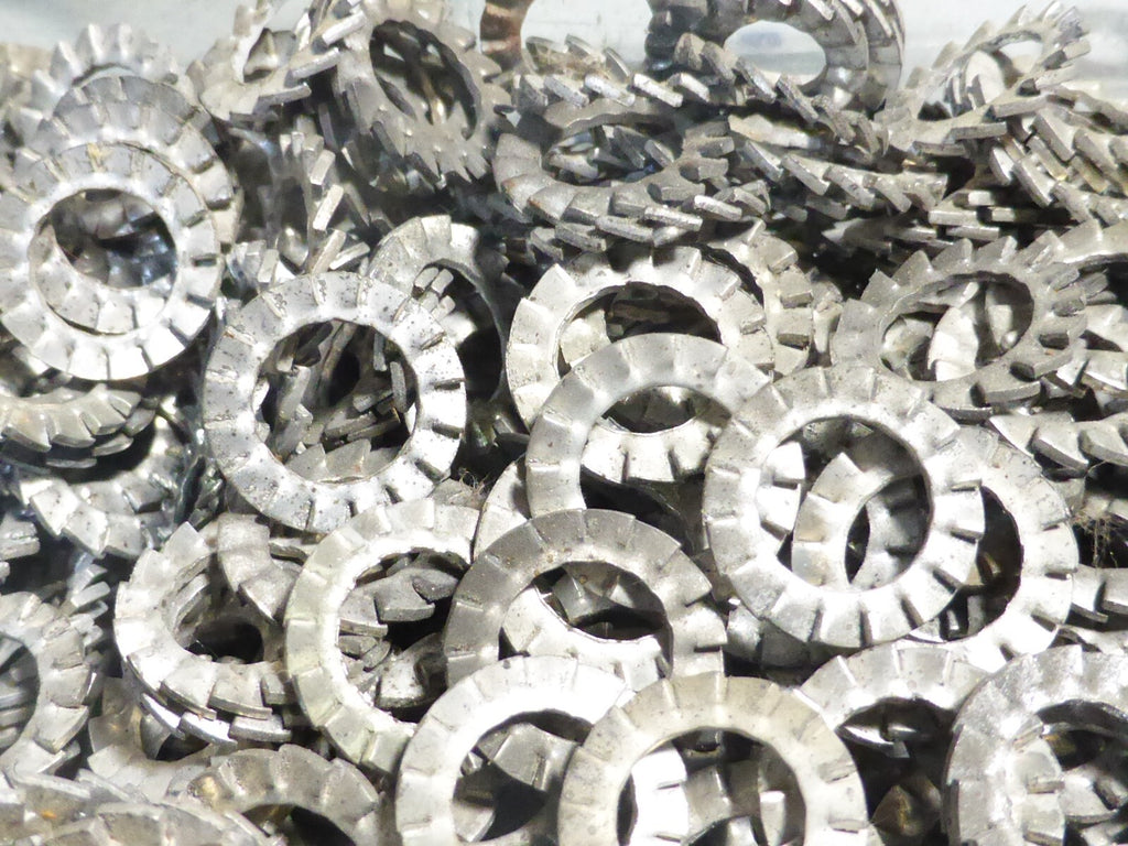 Lot de 40 Rondelles frein cranté éventail  Diam 17 mm Trou 10 mm .Lot de 40