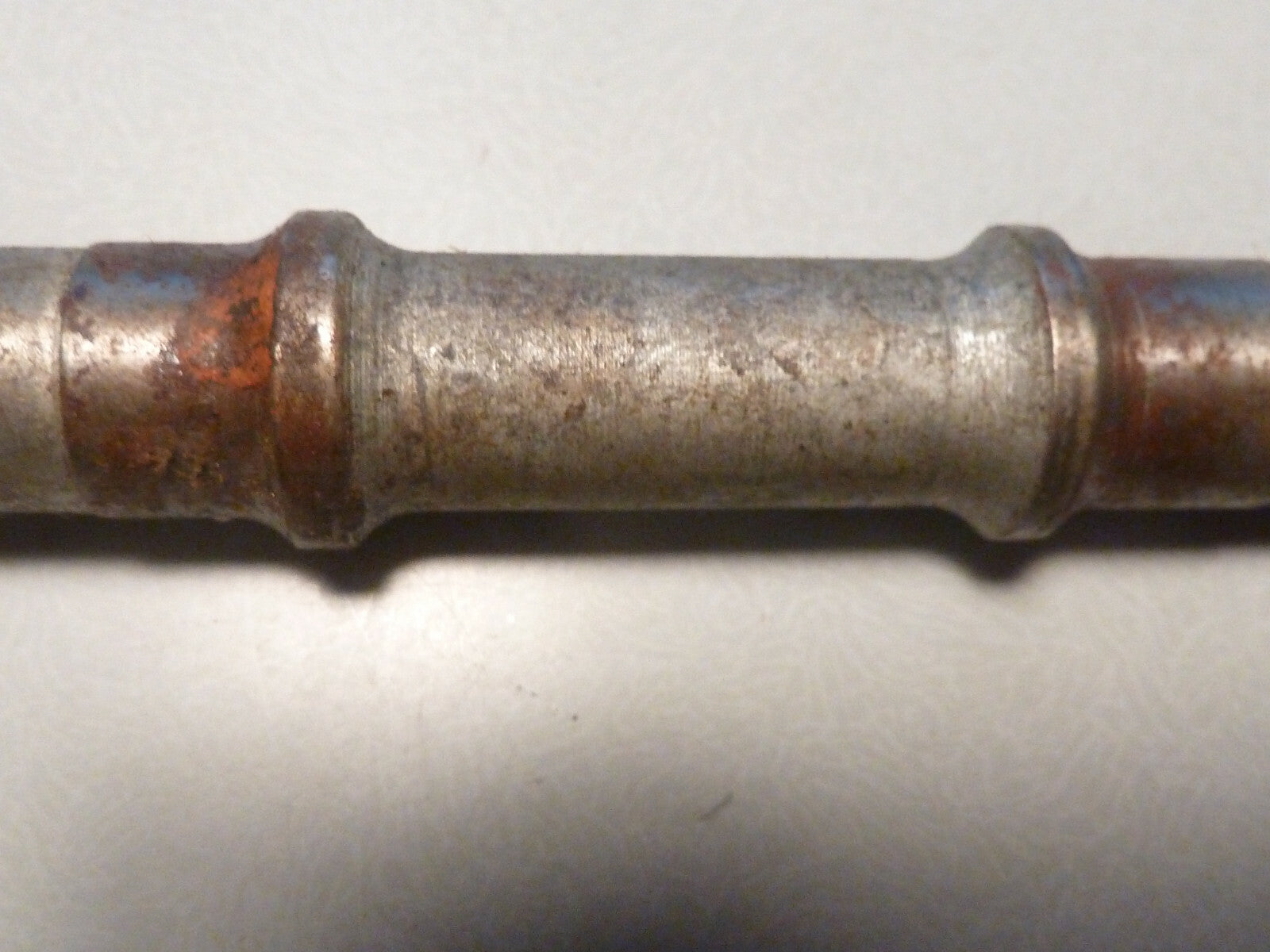 ancien vintage axe clavettes pédalier  Motobecane 164 mm 16 mm trou d graissage