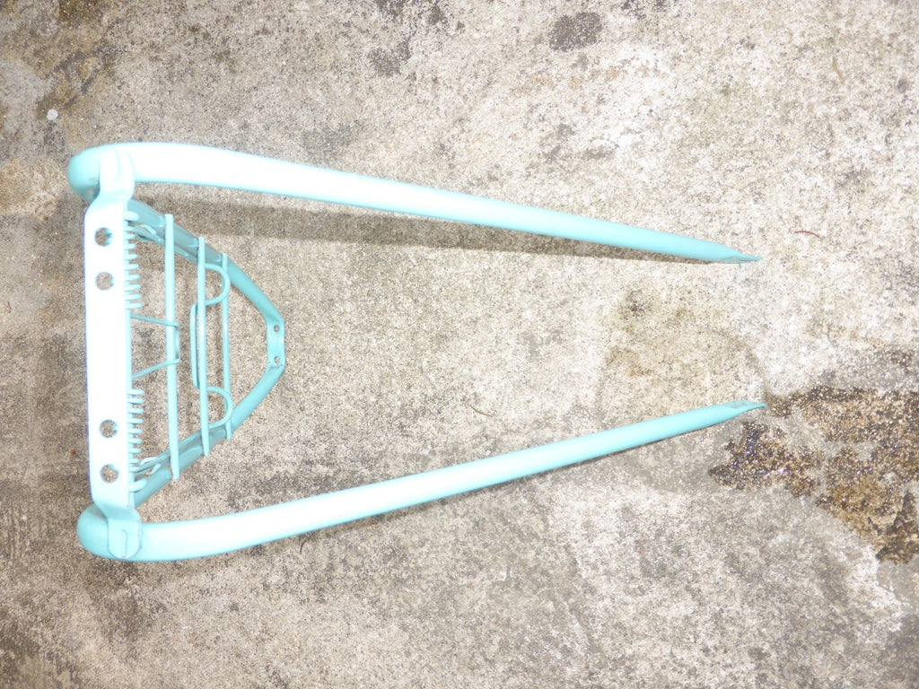 ✨NOS porte bagage arrière  a clapet acier velo Peugeot gitane roue 700 vintage ✨