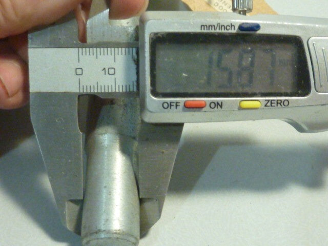 NOS axe PEDALIER ANCIEN 20 Zähne  Tretachse 20 DENTS moped altes Puch ? CIAO ?