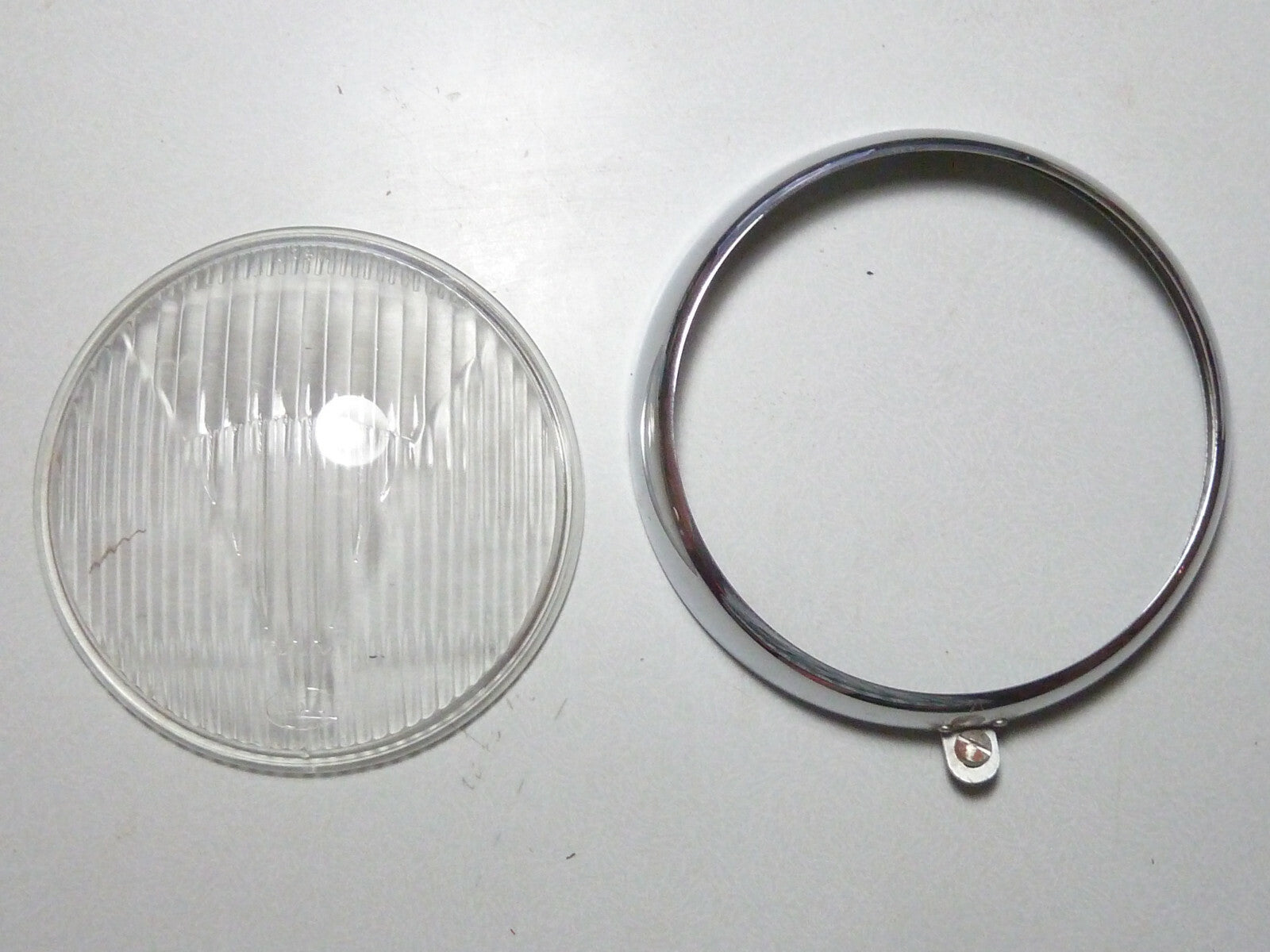 Neu verre phare optique HELLA 28328 Scheinwerferglas Lichtscheibe 100mm NOS