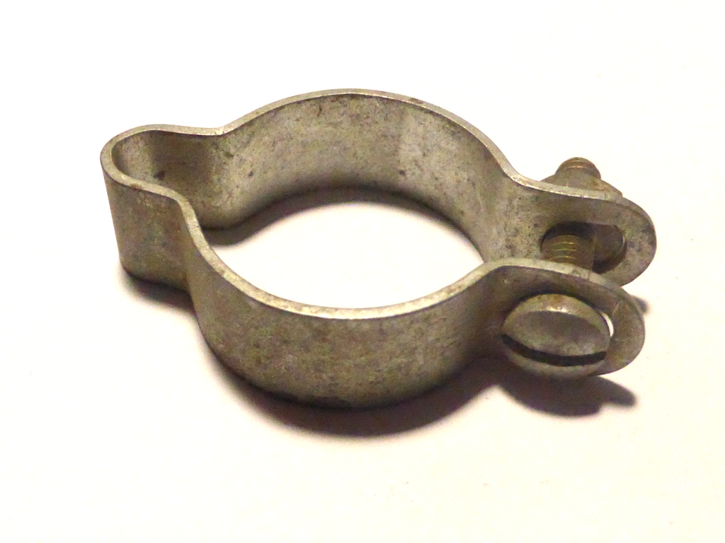 1 Ancien Collier passage gaine cadre vélo 22.5 mm  rétropédalage Pince/Band/Clip