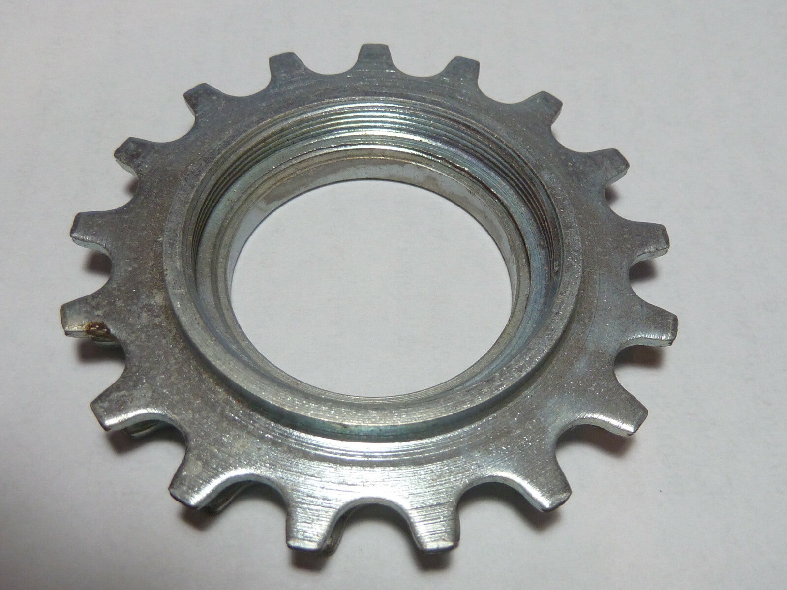 NOS ancien vintage pignon cogs 16/17 dents maillard