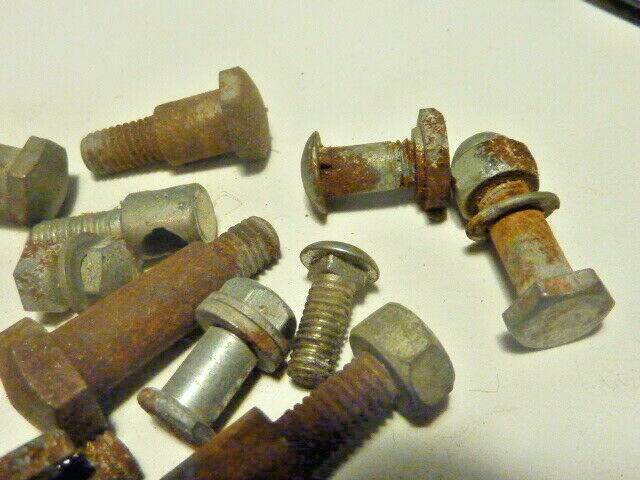 selon photo vis divers e varier rouillé vieux fond de tiroir ancien velo old bik