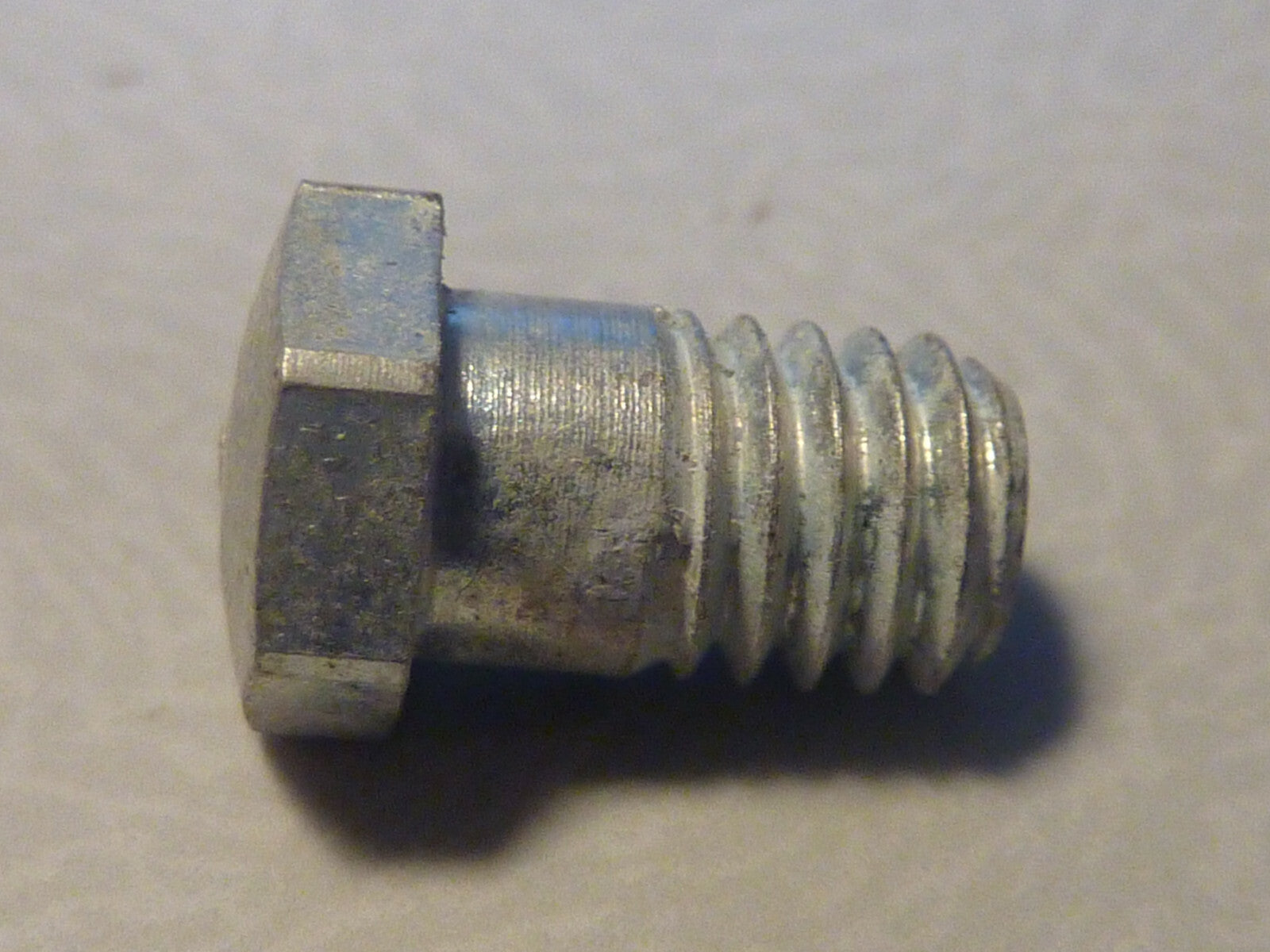 ✨ Ancien stock NOS NEU  Lot de 5 vis M6 Plateau pédalier  Motobécane  Peugeot✨