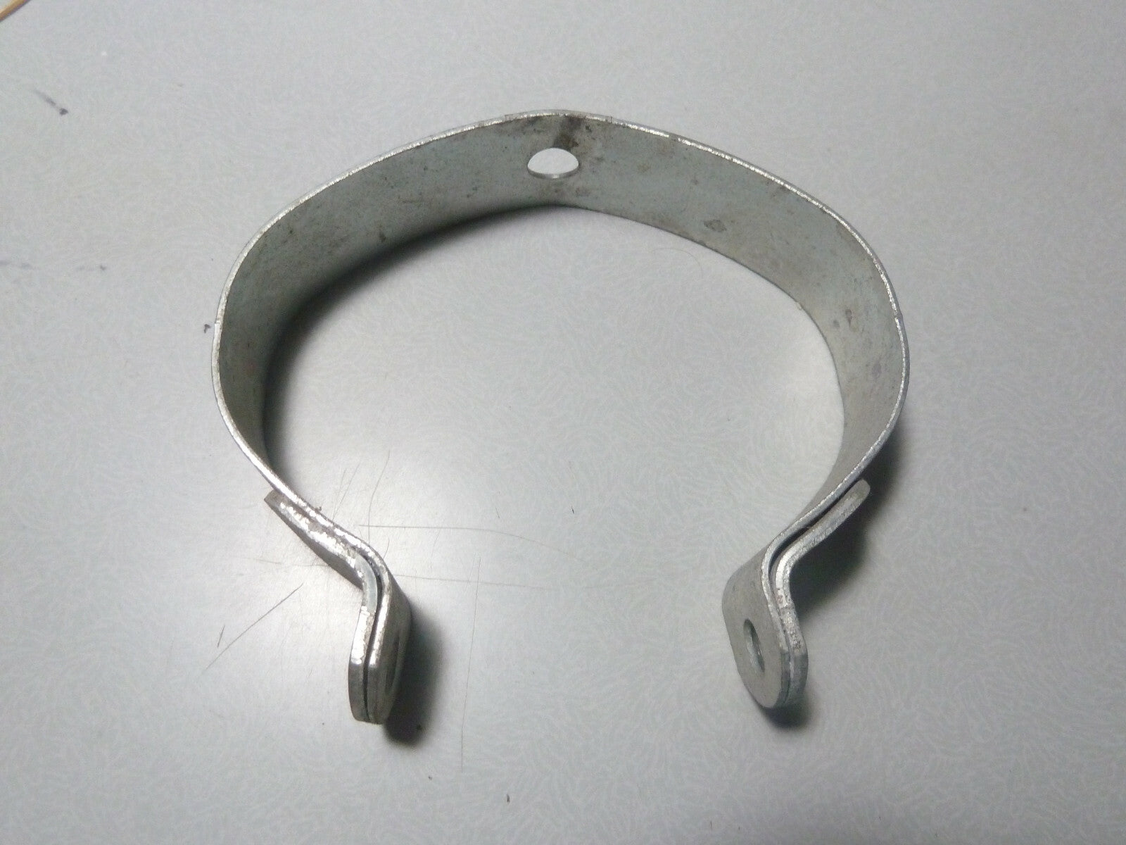 1 Collier échappement ovale sans ecrou Motobécane neuf ancien stock