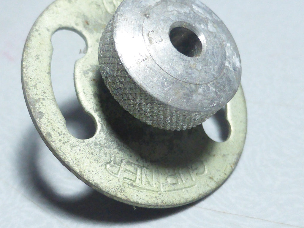 écrou de verrouillage filtre a air gurtner  Peugeot bima G10D