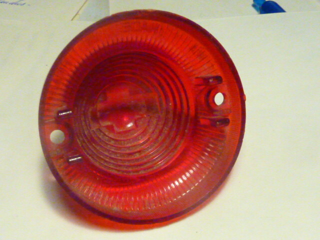 Cabochon feu arrière rouge SEIMA 183C Citroën Panhard