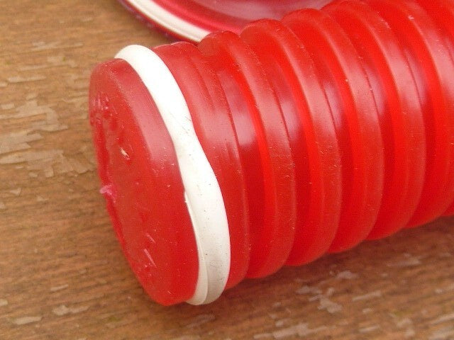 ✨Plastiche Cassano Handlebar Grips red White Cycle BMX Brand New 2 PAIR✨