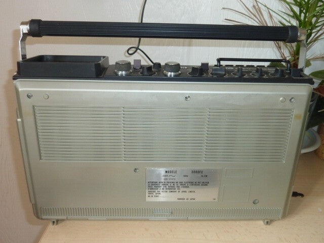 JVC 3080FC RADIO BOMBOX TV  cassette