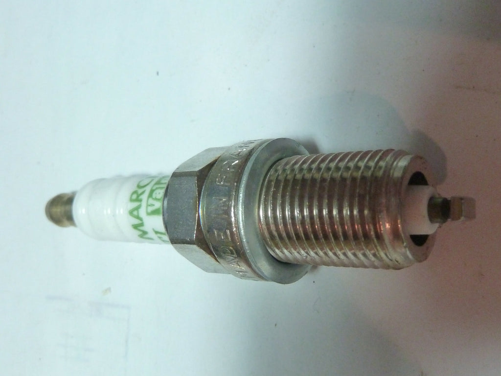 BOUGIE MARCHAL valeo DE COLLECTION  NEUVE - NOS- spark plug F80H