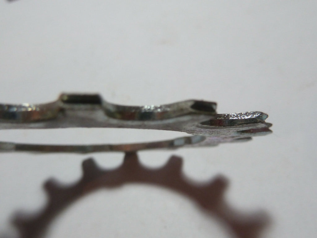 Sachs Maillard Sprocket.cogs pignon vintage 16 T Argent  silver NOS