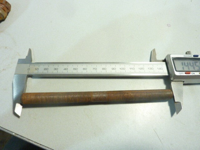 NOS Axe de roue  nu 11x100 145 mm diamètre 11 mm longueur 145 mm rainuré