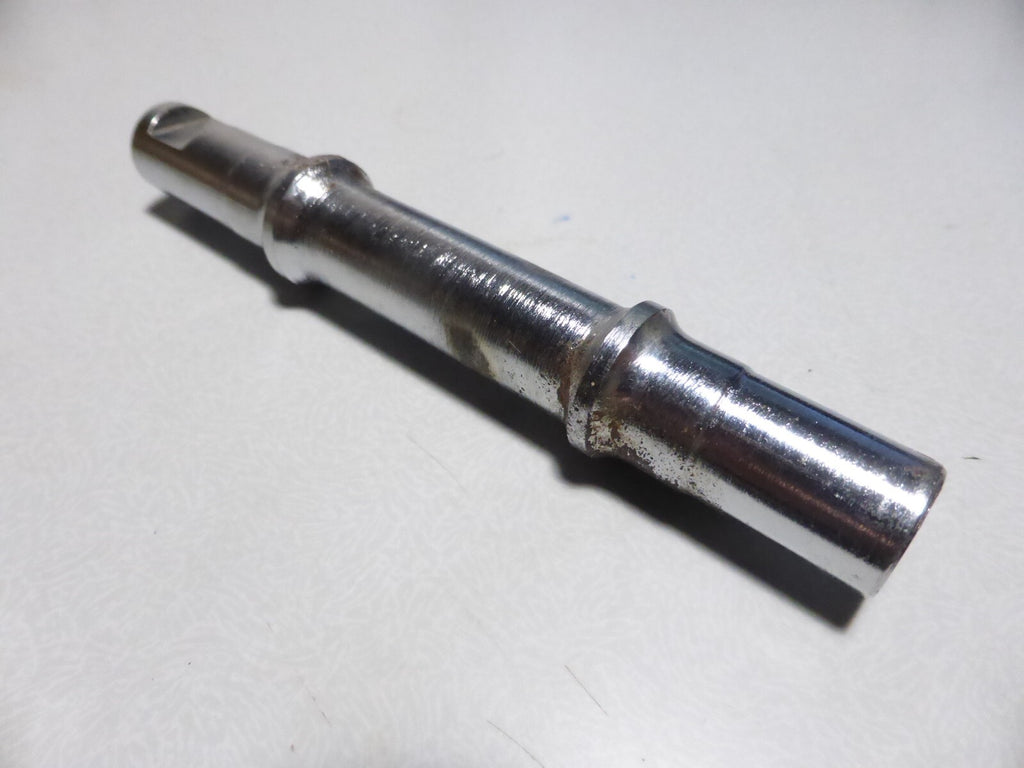 Nos axe clavette pédalier REWAX 130 mm  pédalier Bottom bracket  not stronglight