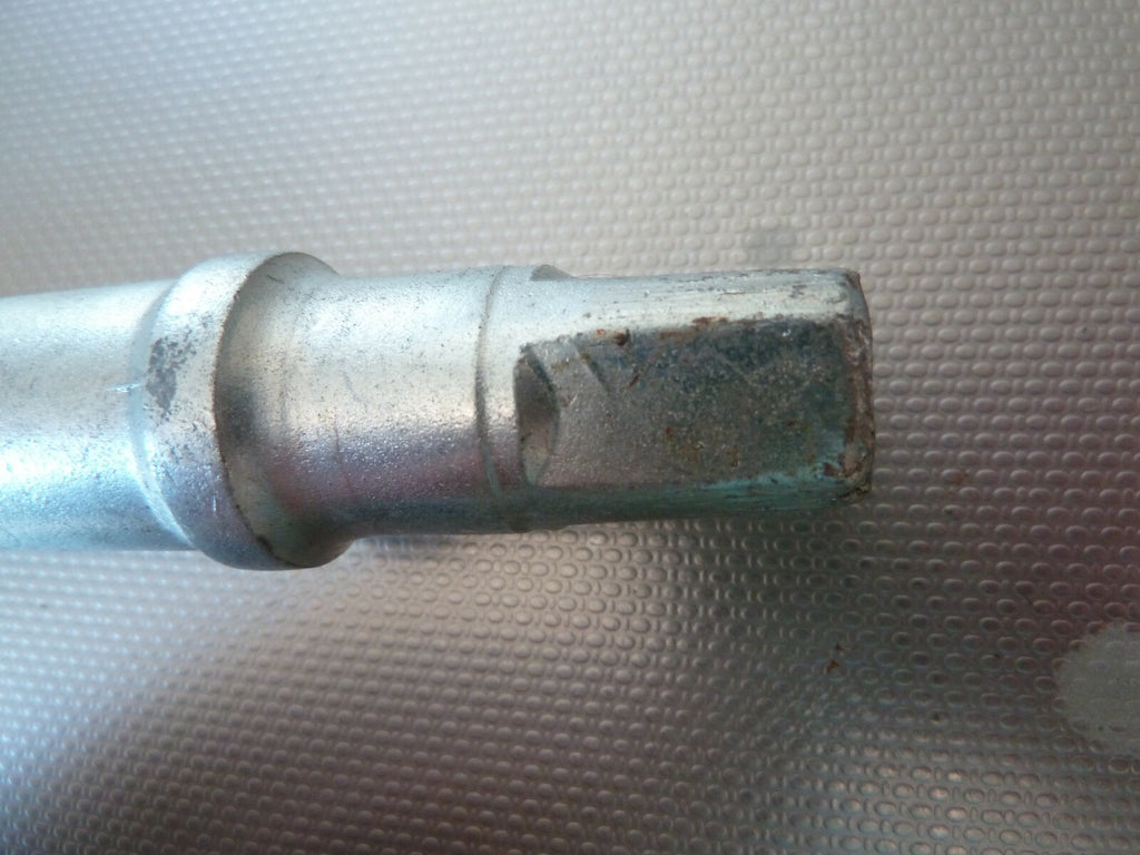 ✨🚴 NOS neu Axe pédalier 127 mm acier boitier pédalier vintage ancien stock✨🚴