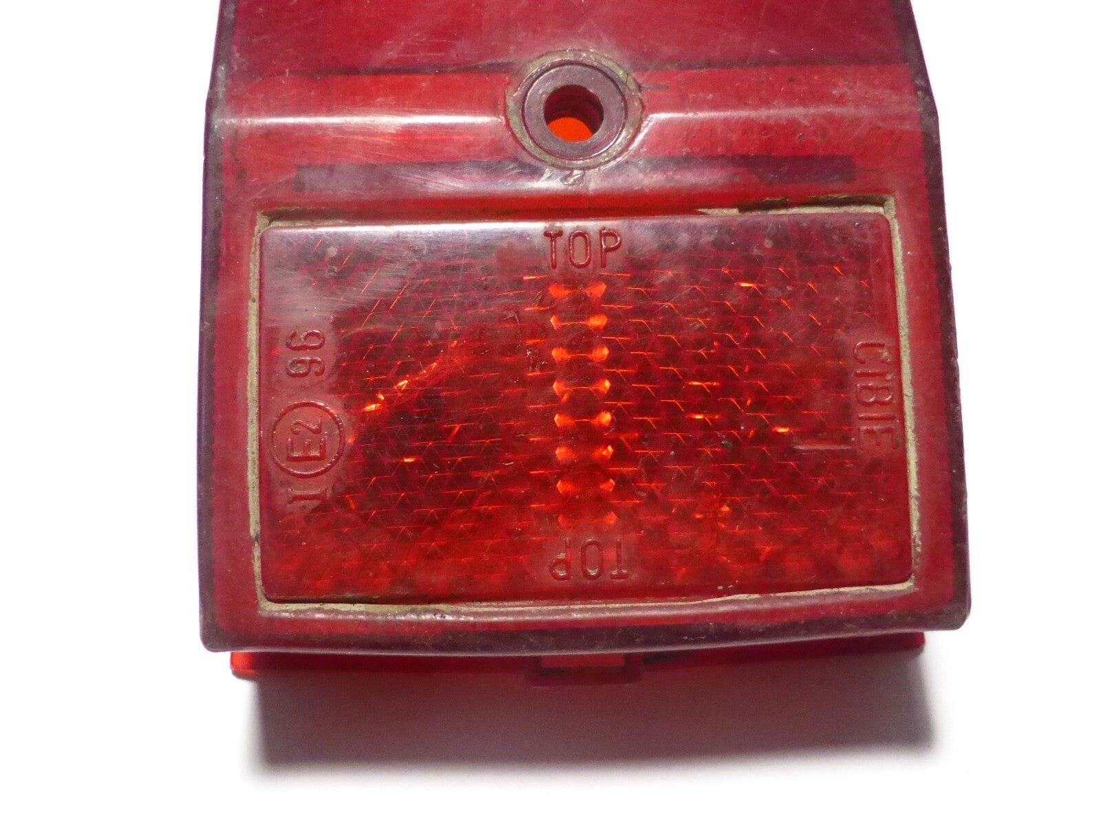 ancien Cabochon cibie de feu rouge Peugeot  103 GL10 GT10 102