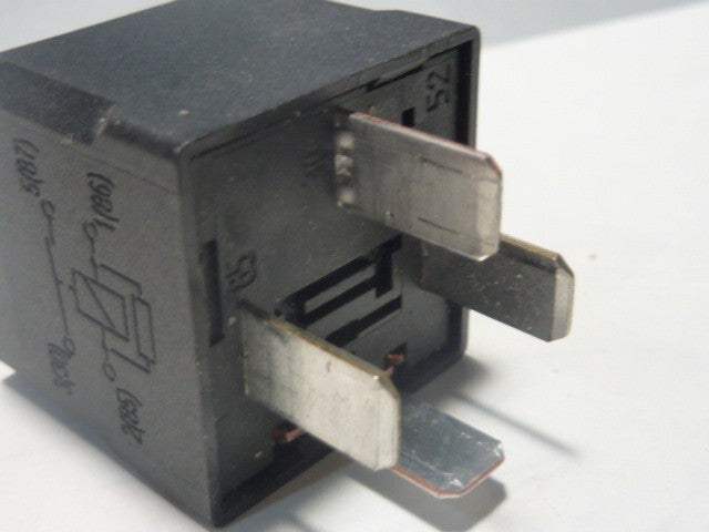 13171831 4RA007791 05 Opel Zafira Vectra Relais Contrôle Module Unité Hella