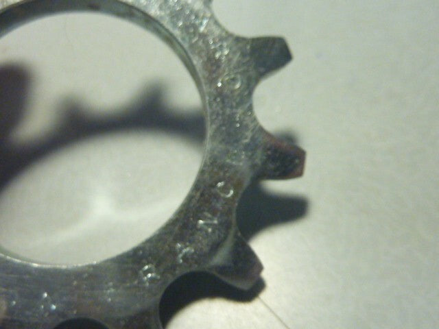 NOS vintage pignon 12  MAILLARD  threaded freewheel cog