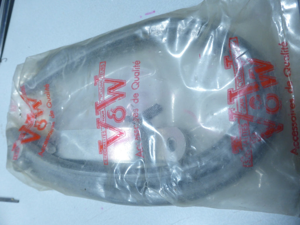 KIT DE FIXATION POUR PROTEGE JAMBES V&W MOBS PEUGEOT 102 KT - KR  "NOS"