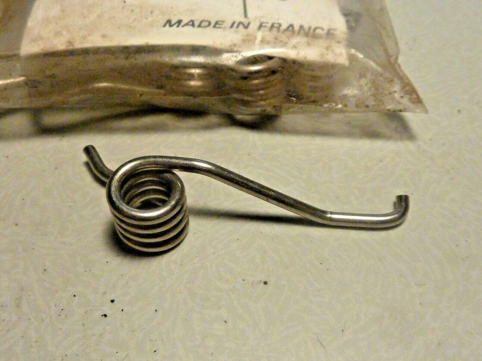 1 huret 2271 ressort spring  ancien vintage NOS  dérailleur jubilee
