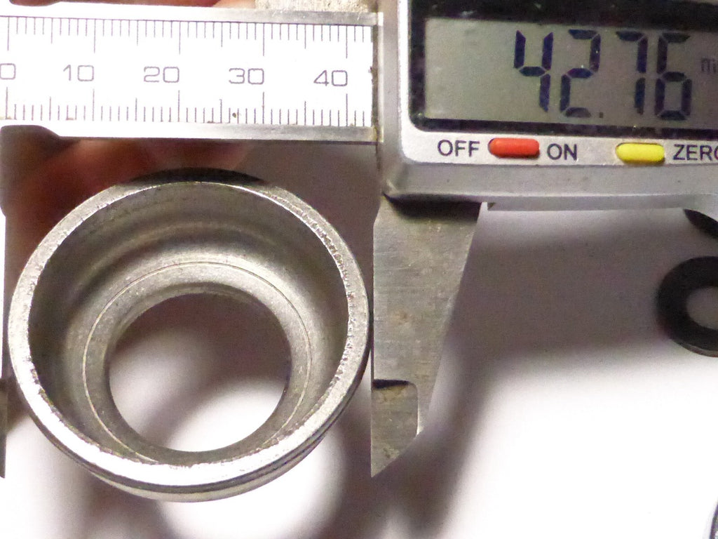 NOS Thun square bottom bracket  retro bike boitier de pédalier vintage ancien
