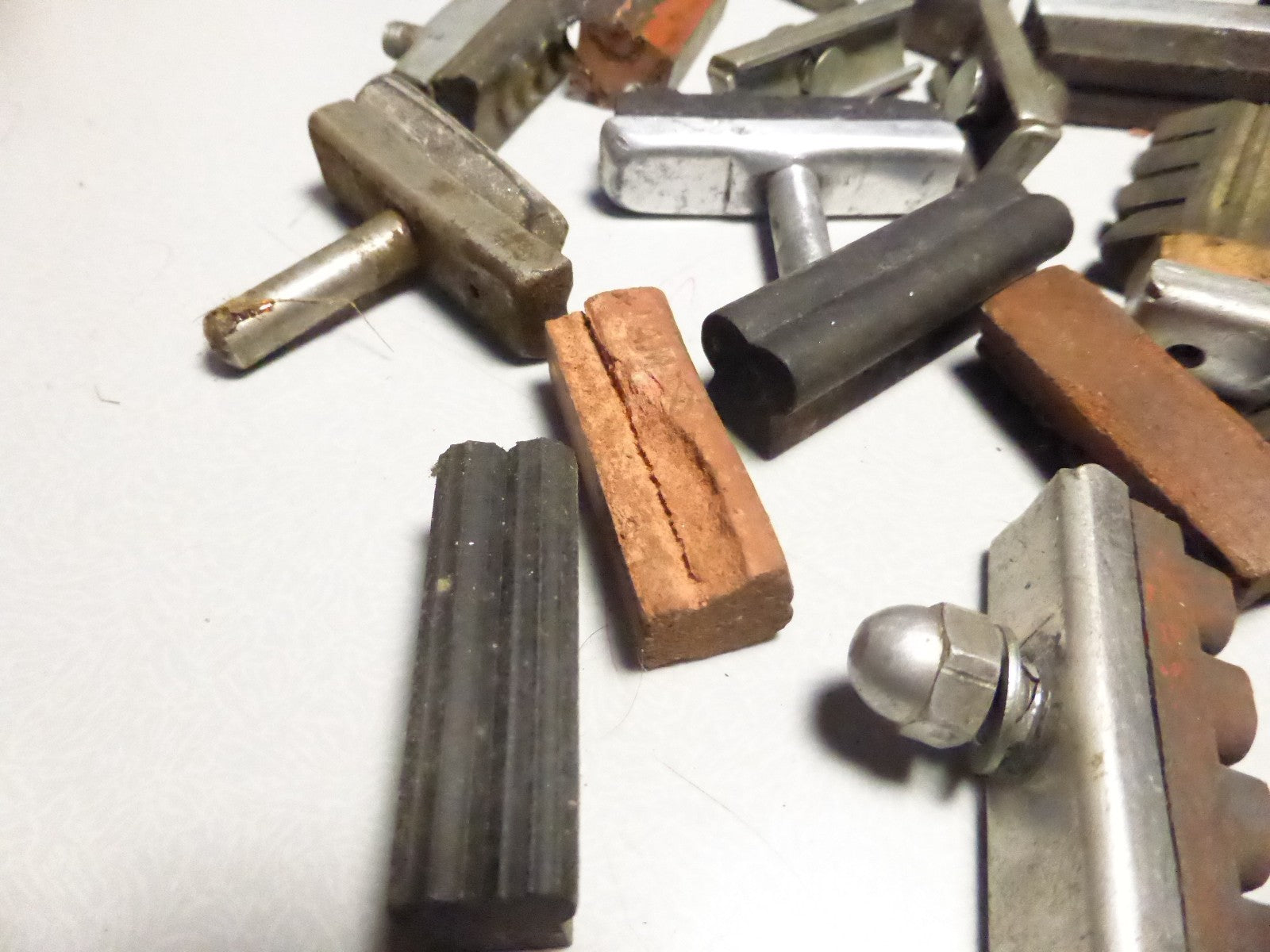 ✨ Lot porte-patins de frein vélo vintage – anciens supports brake pads bicycle ✨