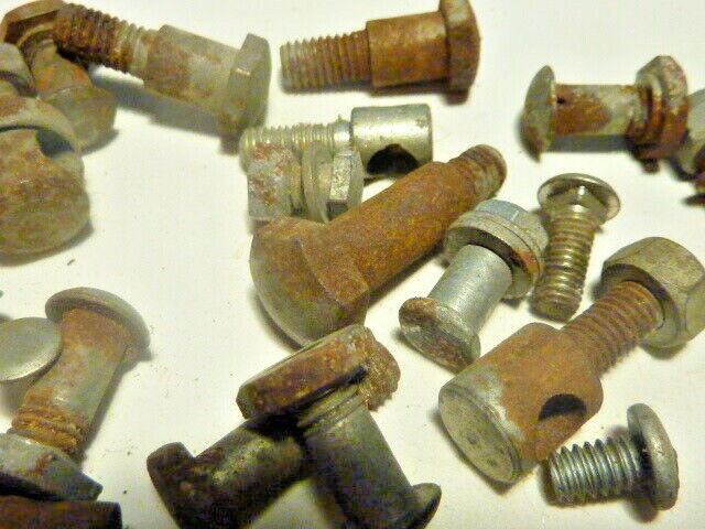 selon photo vis divers e varier rouillé vieux fond de tiroir ancien velo old bik