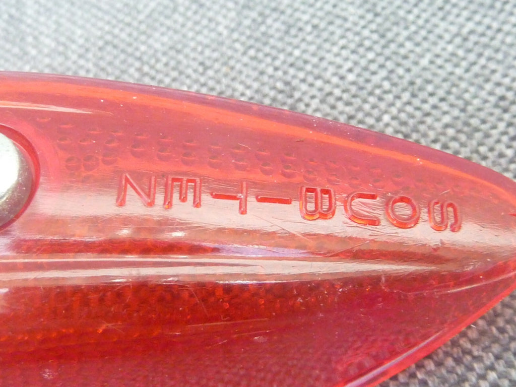 NOS CABOCHON  FEU ARRIERE  MOBYLETTE MOTOBECANE soubitez catalux 6 / 7  original