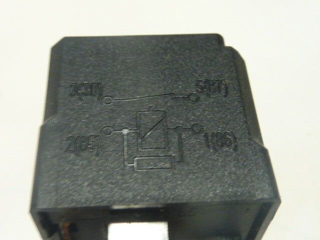 13171831 4RA007791 05 Opel Zafira Vectra Relais Contrôle Module Unité Hella