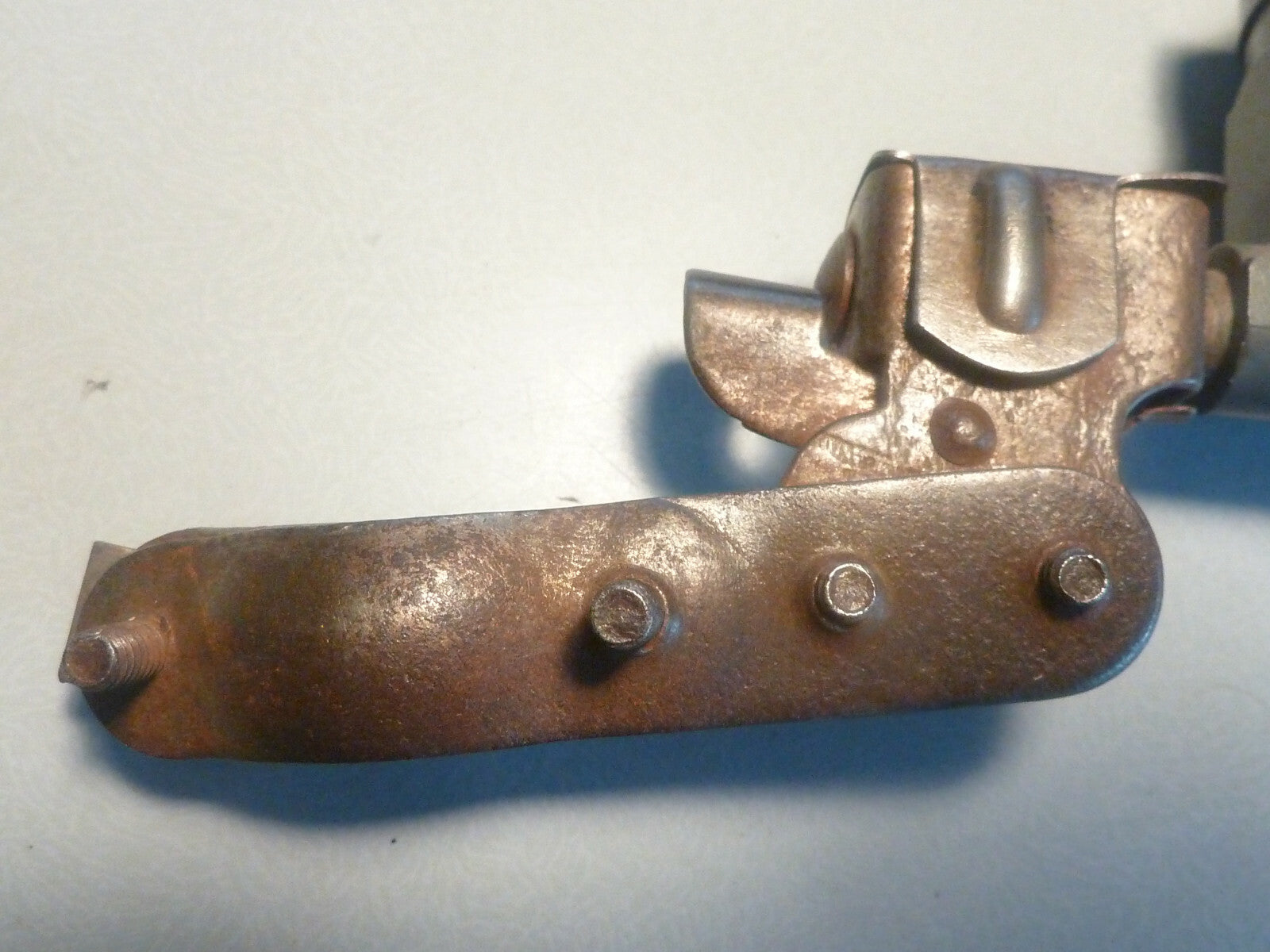 ANCIENNE DYNAMO vielle dinamo vintage EMOS 190 6V 0.4 A made in France