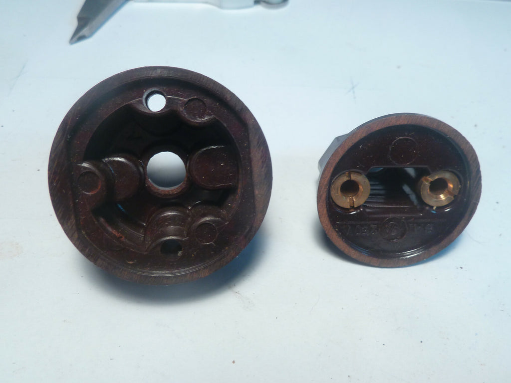 ancienne bakelite plastic prise invérsé  gulf-stream 6A-250V