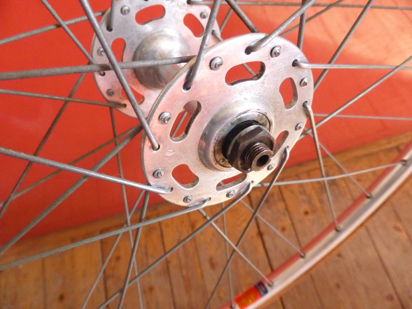 ✨Mavic Monthlery Route NOS Roue moyeux Normandy  velo Vintage Rare✨