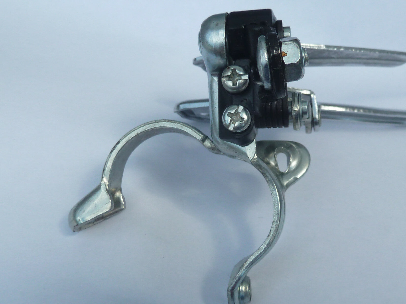 ✨ NOS DÉRAILLEUR AVANT VÉLO SHIMANO VINTAGE COLLIER 100GS 28.0 / 28.6  FD-TY25✨
