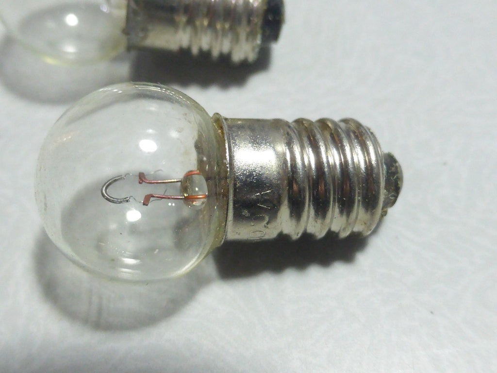 ✨2 ampoules E10 14V 0,65A (~9W) Solex / Mobylette /Peugeot  103/51 motobecane ✨