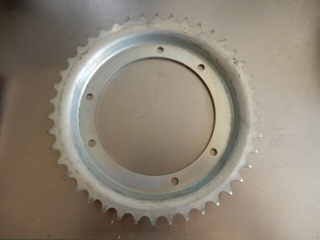 ancienne vintage Couronne de transmission 42 dents  104 mm