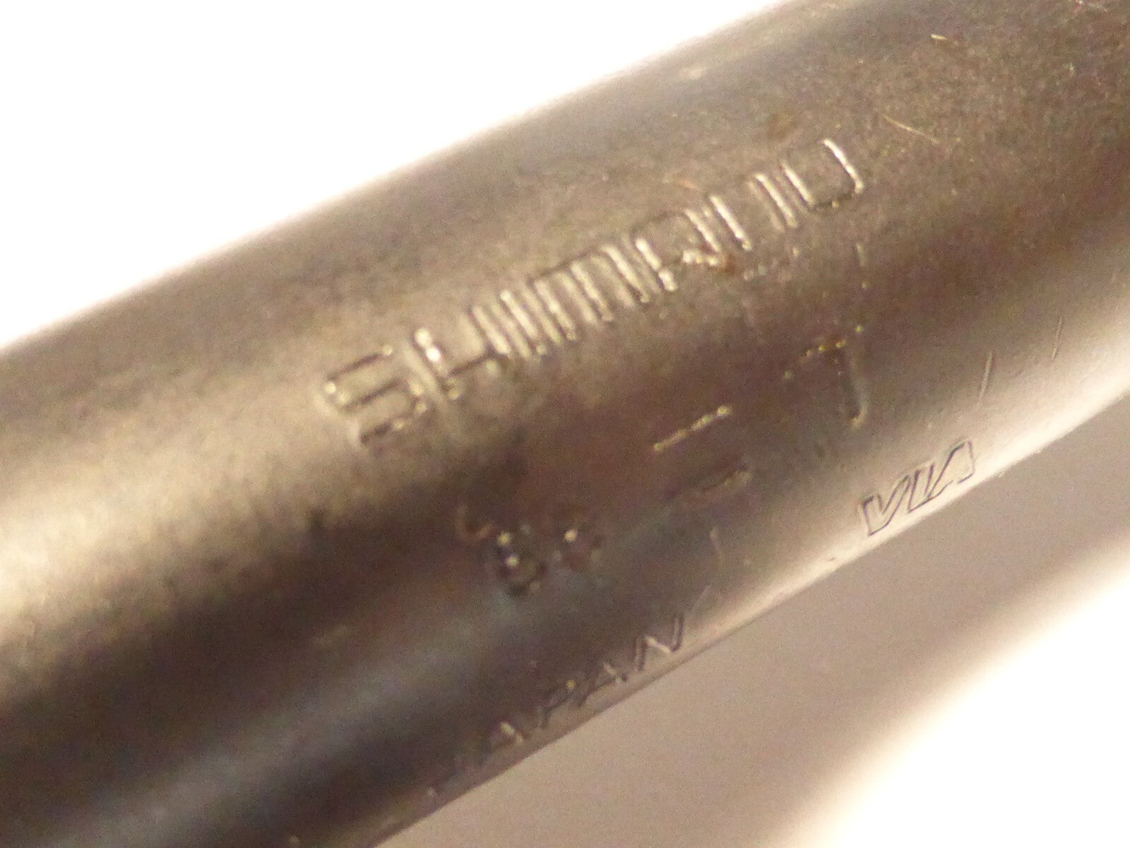 NOS Shimano  68 - 122 mm bicycle bottom bracket NOS L'eroica
