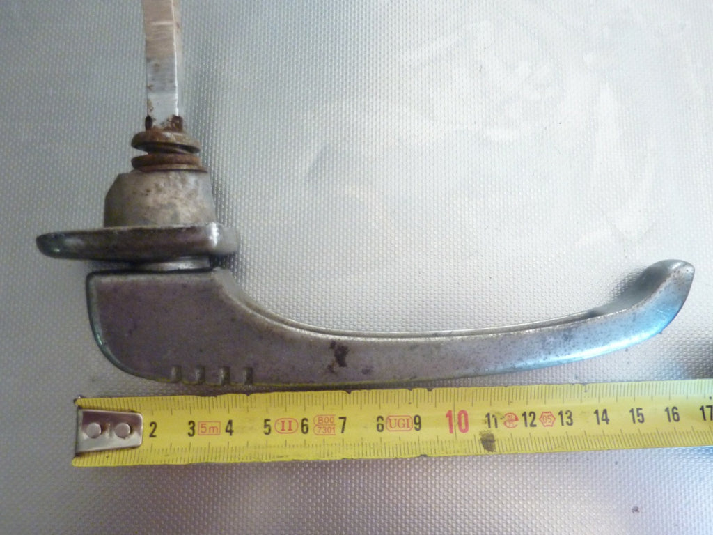 Poignée portière AUTO ancienne SIMCA RENAULT PEUGEOT CITROEN PANHARD FORD OPEL