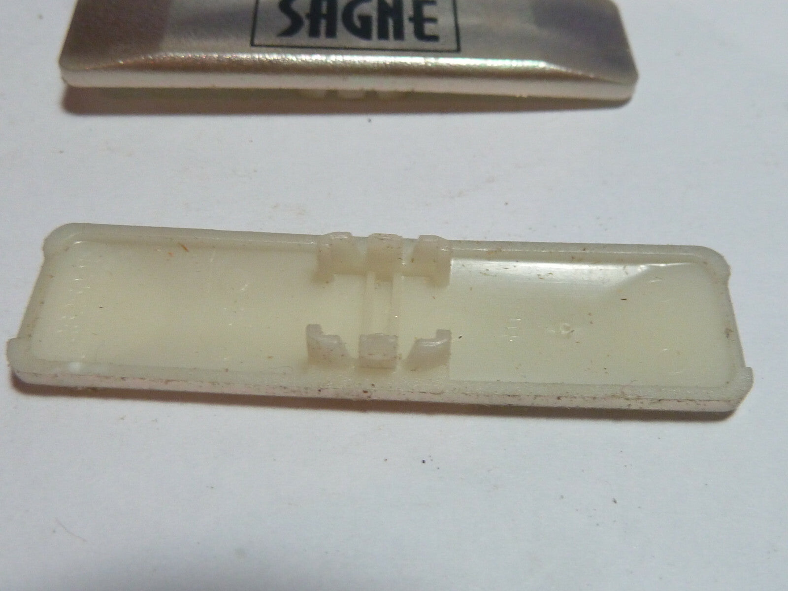 lot de 5 Cache en plastique pour charnière Grass clips SAGNE