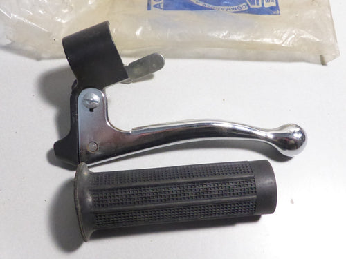 1 ancien  manchon LEVIERS SAKER  CYCLO ANCIEN motobecane Peugeot