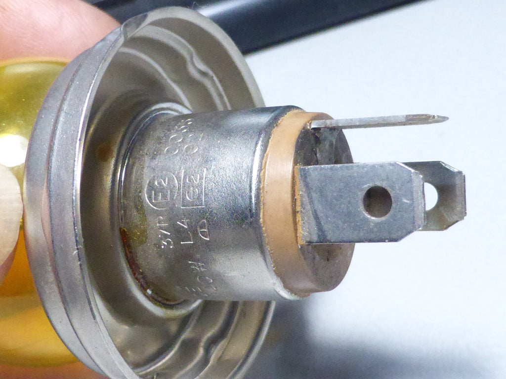 Ampoule NORMA Jaune R2 Code Européen 12V  45/40 W    Pour voiture